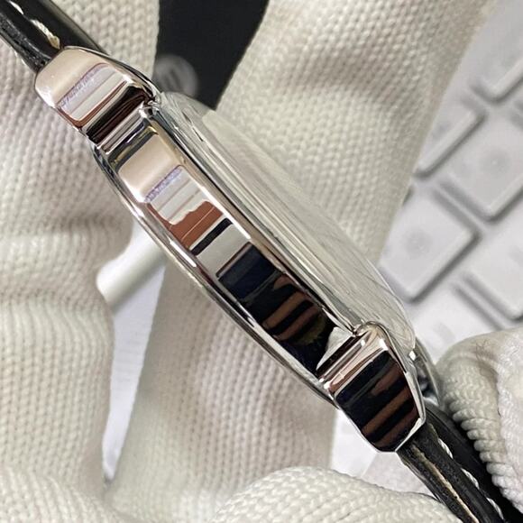 Vintage 1979 Roamer Manual Mens Silver Watch W/Leather Strap & Blue accents - Picture 4 of 6